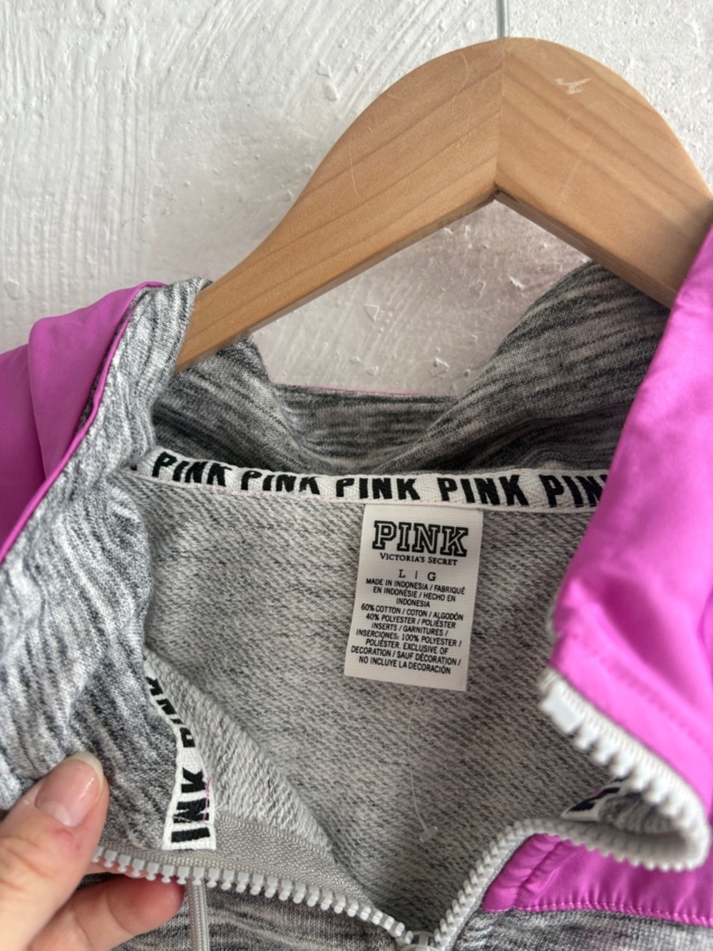 PINK Victoria’s Secret Quarter Zip Hoodie woman’s size large - Picture 7 of 10